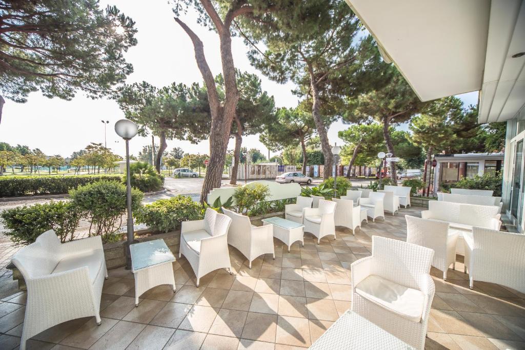 Ciccio Hotel Misano Adriatico Exteriör bild